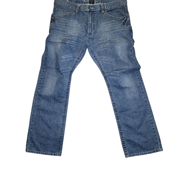 Men's Relaxed Fit Blue Jeans - Picture 1 of 3